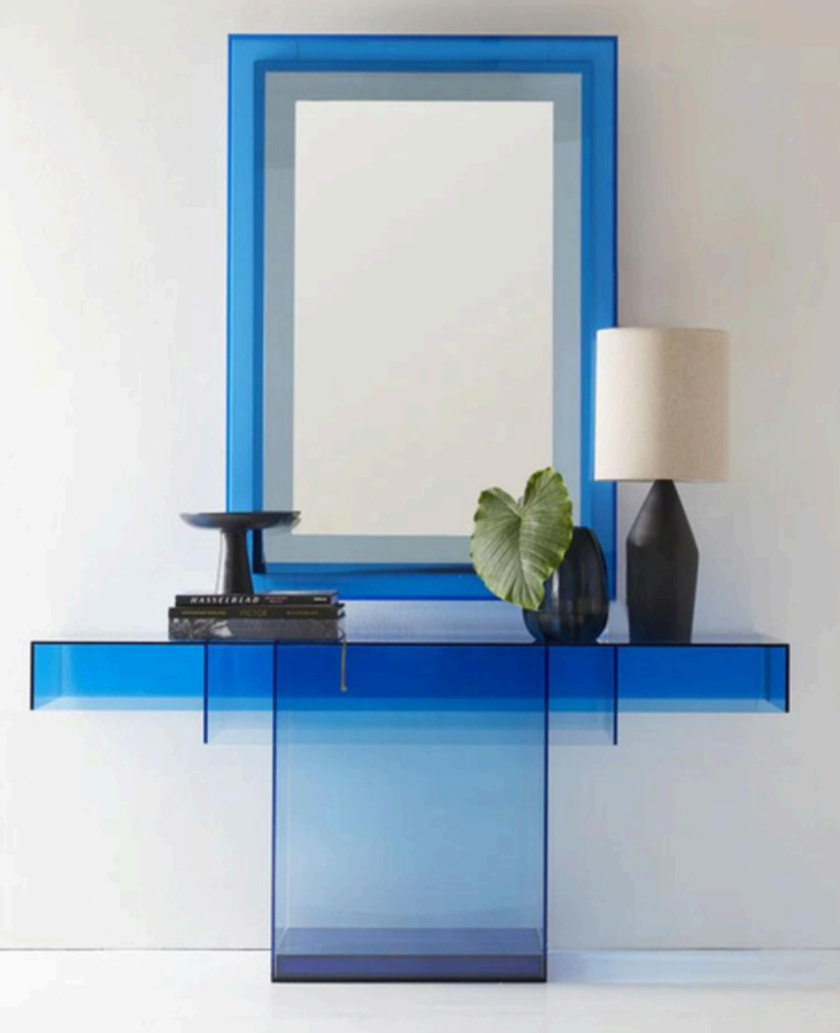 Gelo Acrylic Console (blue / Bronze Acrylic) — image 1