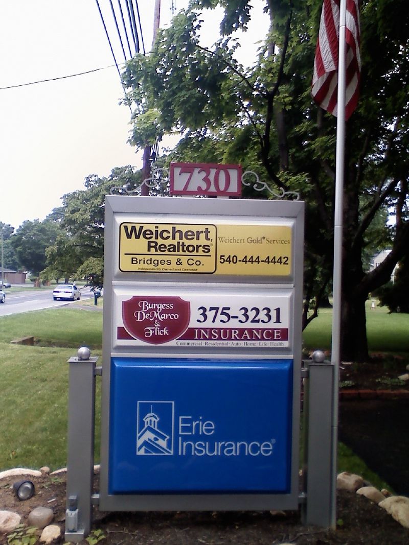 Multi-Tenant Monument Sign
