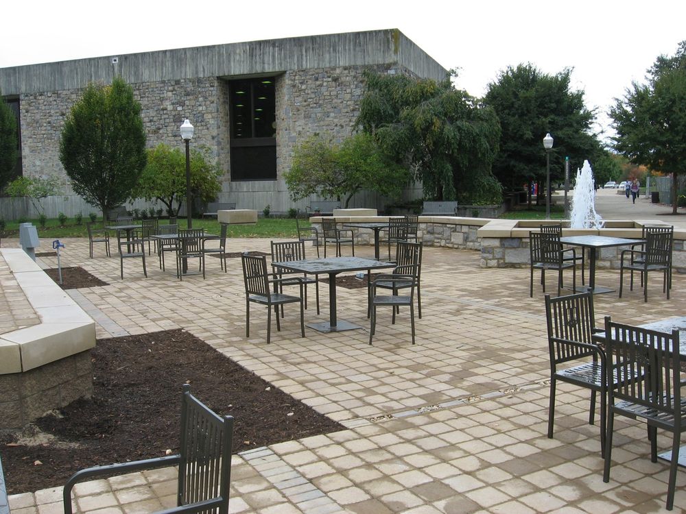 Graduate Life Center Plaza — photo 3