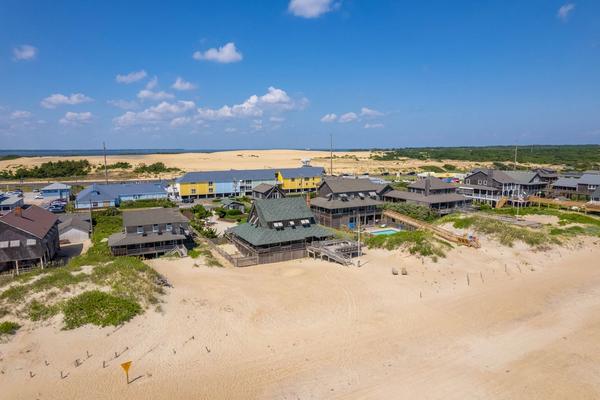 Last Minute Getaway in the Outer Banks: Where to Stay, What to Do, Where to Eat