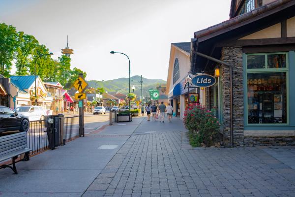 Top 10 Fun Attractions Right on the Parkway in the Smoky Mountains