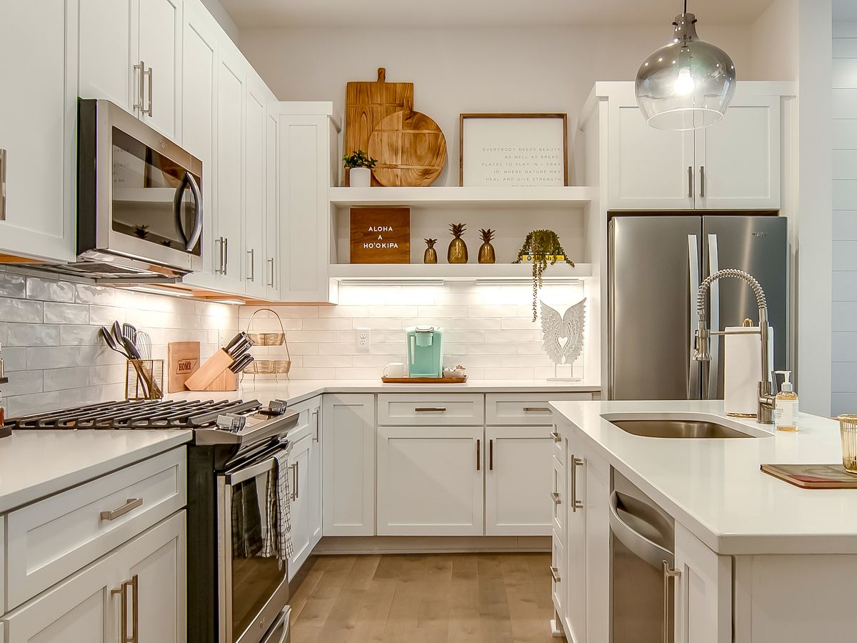 Hawaiian Themed Luxury Vacation Rental Kitchen in Nashville, TN