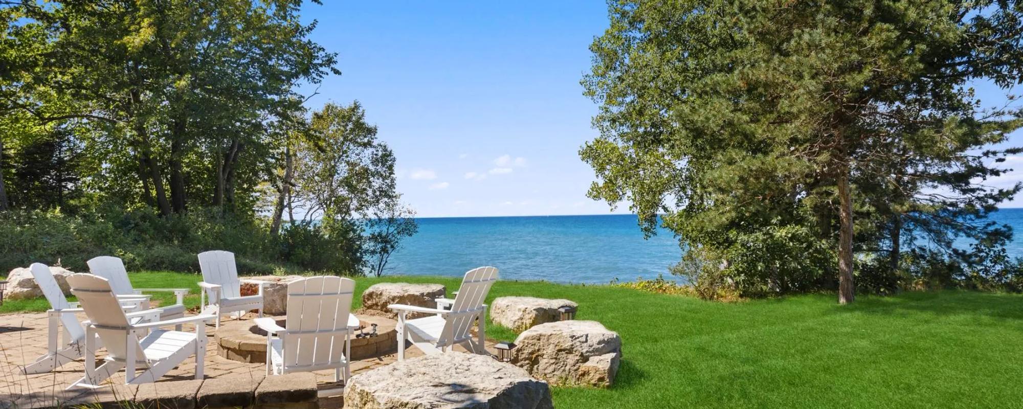 Embrace the Charm of Southwest Michigan's Lakeshore Towns