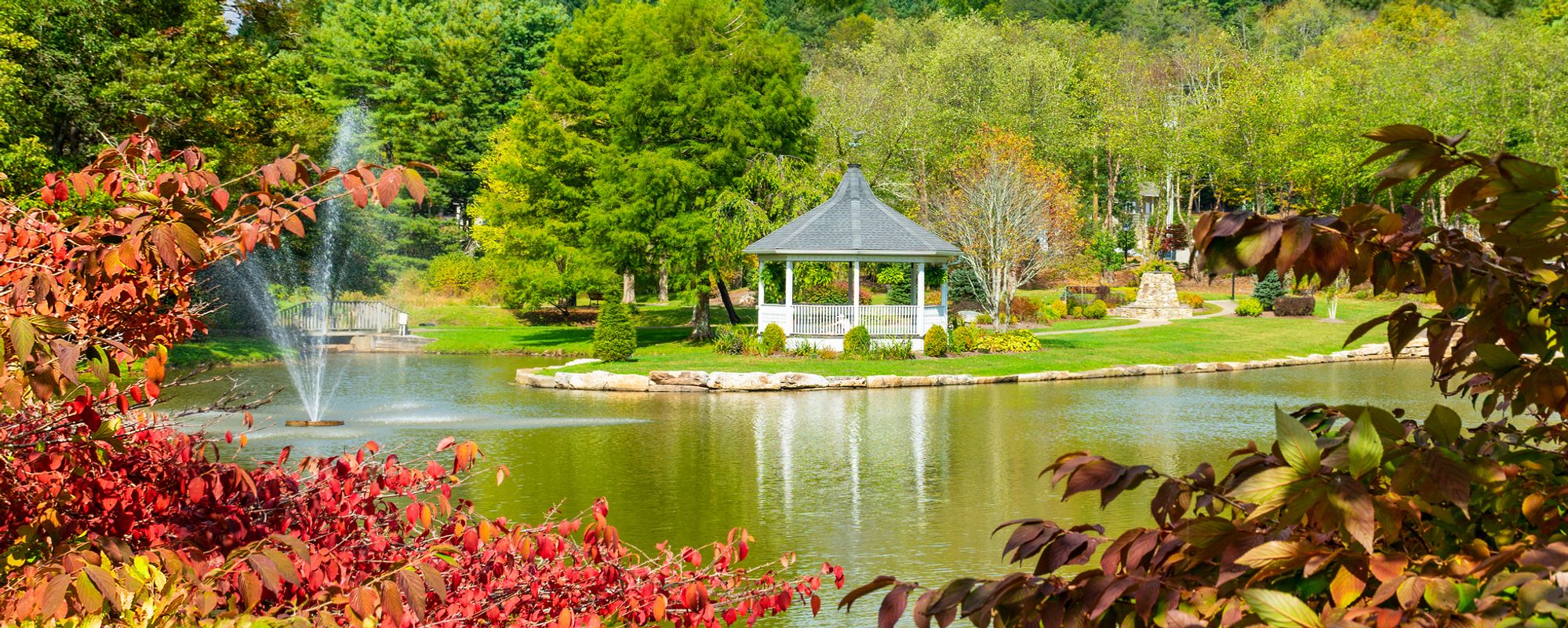 Beautiful lake view in autumn of Broyhill Park, Blowing Rock, near Blue Ridge Parkway, NC