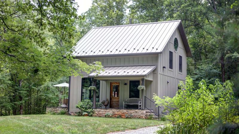 Cottage at Deer Ridge Farm - Image 1