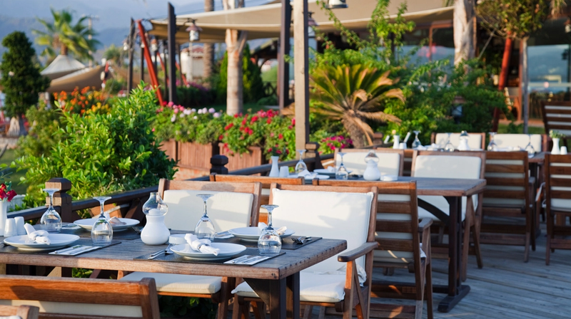 The Best Travel Destinations for Foodies in the US