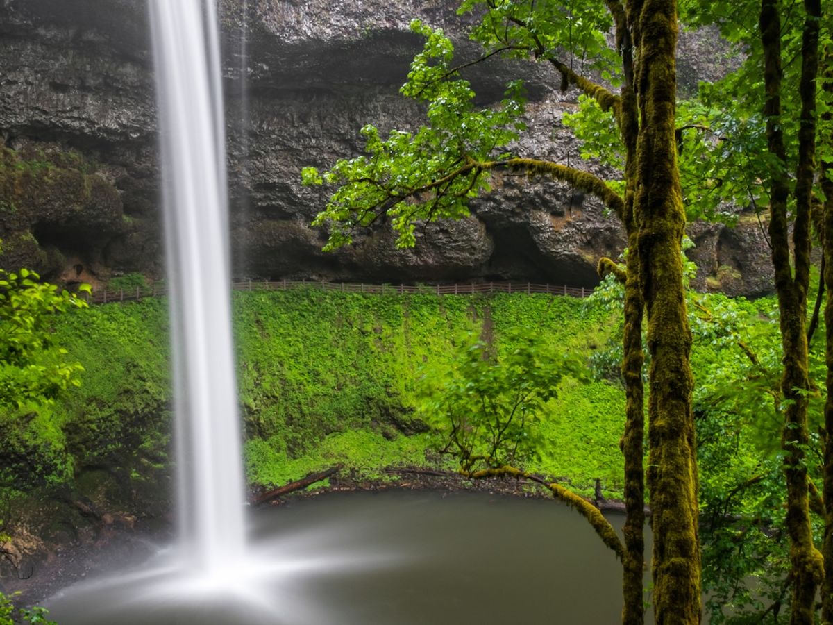 South Falls Waterfall in Silver Lake State Park - Willamette Valley Oregon