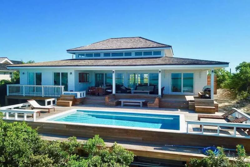 Surf House - Image 1