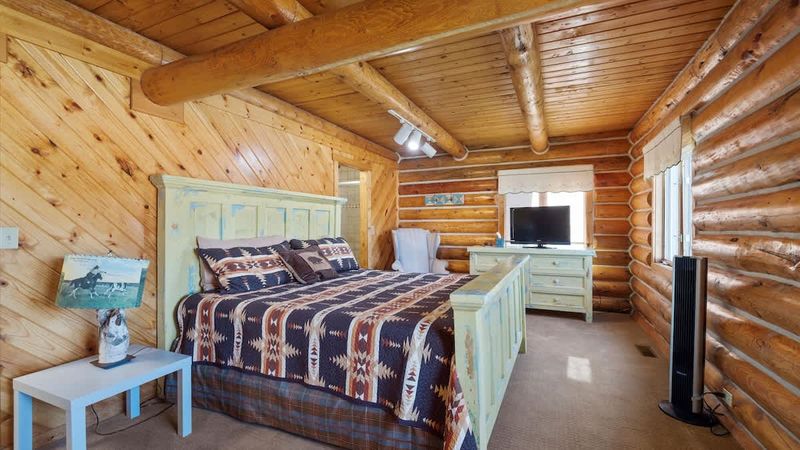 Spruce Lodge - Image 4