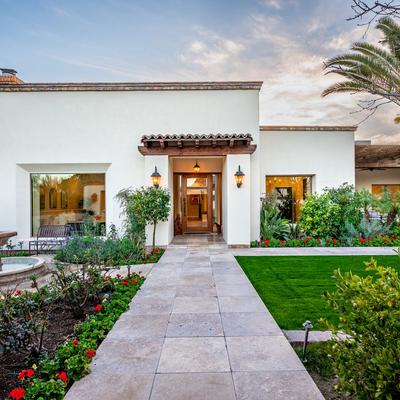 Exterior of a Scottsdale vacation rental.