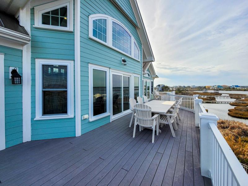 Dock of the Bay - Image 2