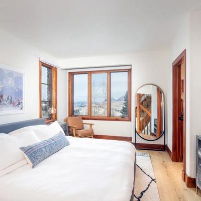 Primary bedroom in Aspen Ridge 15 - Sunset View.