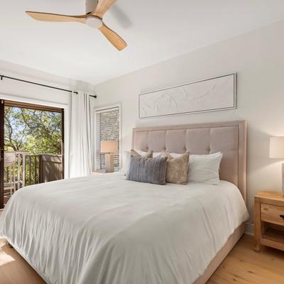 Bedroom in a Kiawah Island vacation rental.