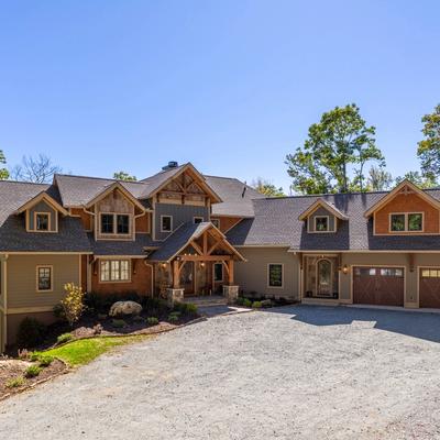 Exterior view of Boulder Creek at Eagles Nest.
