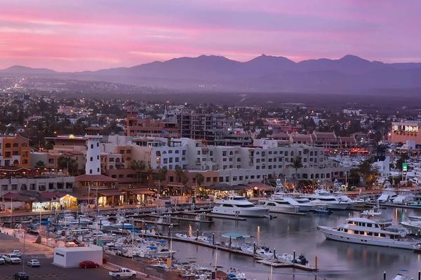 The Top 6 Most Unforgettable Water Activities in Los Cabos