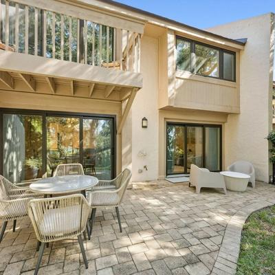 2055 Beach Wood