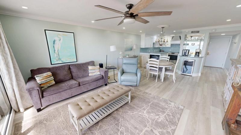 Beach House 104b - Image 2