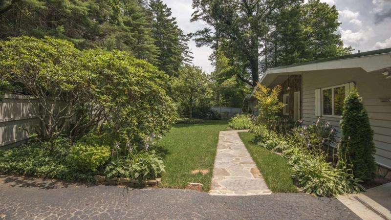 Sequoyah Lakeside Lodge - Image 5