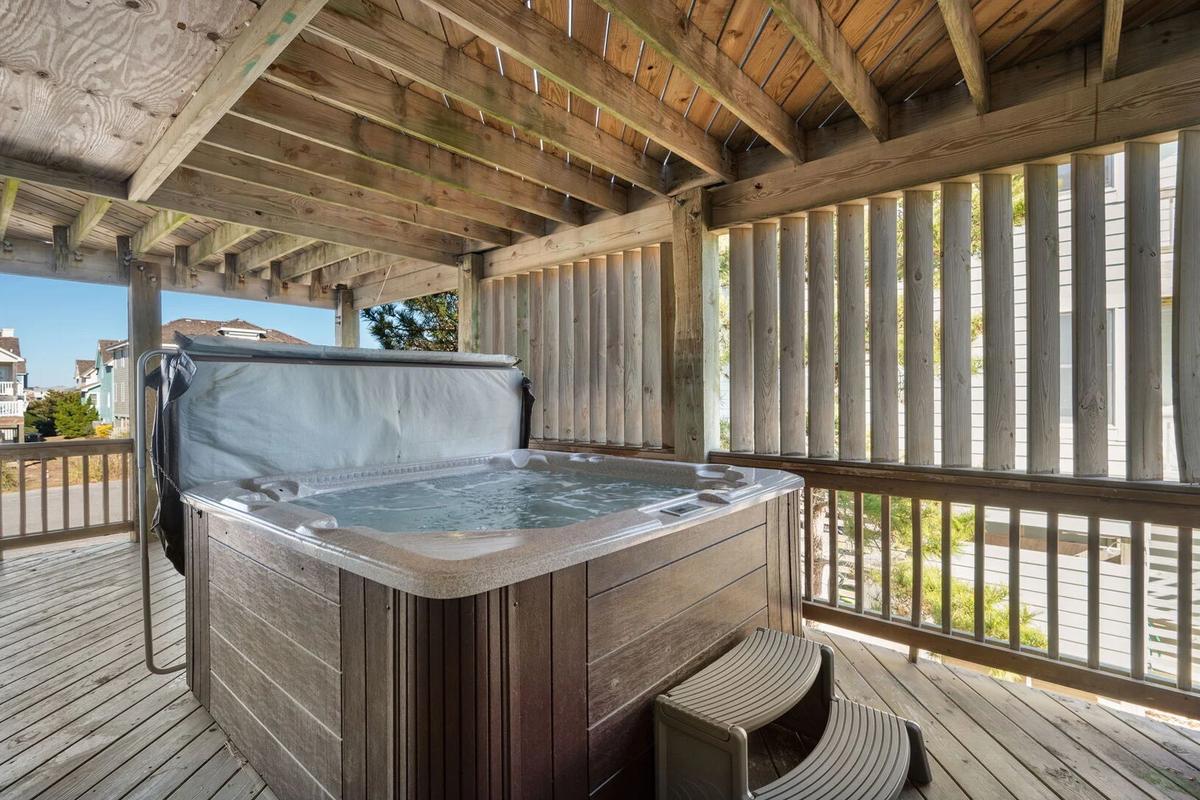 Hot tub