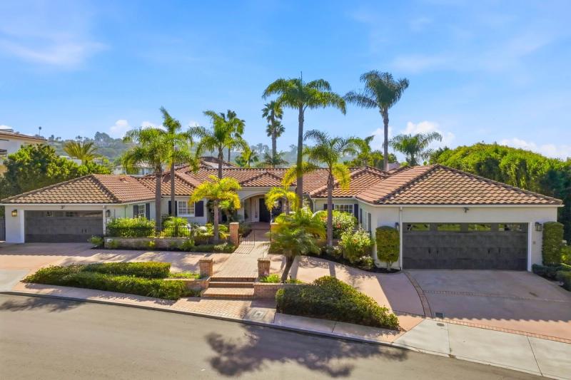 La Jolla Lifestyle - Image 3