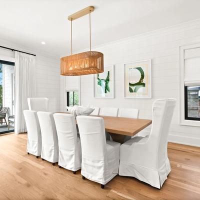 Diring room in 169 Lakeview.