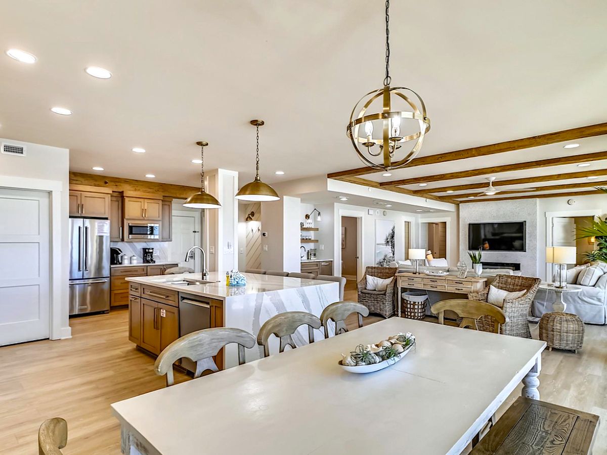Large Open-Concept Kitchen in Destin Luxury Oceanfront Condo Rental