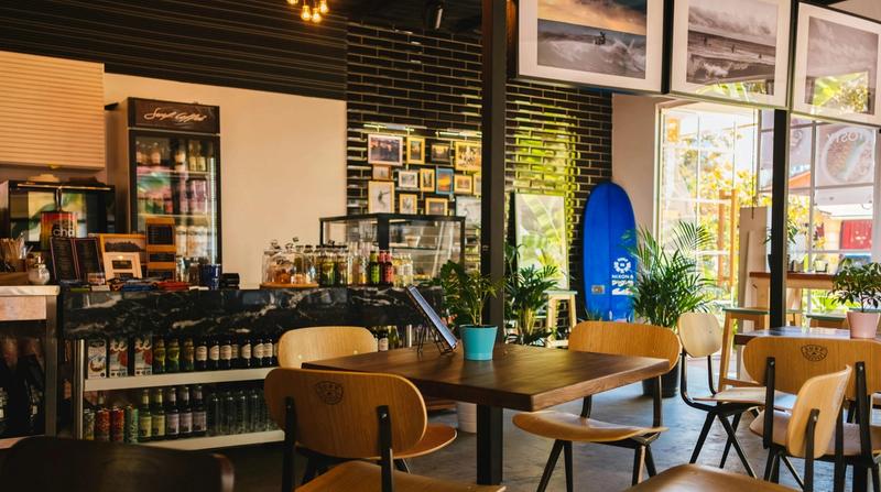 Hungry? Check Out These 9 Exceptional Eateries in Orange Beach and Gulf Shores