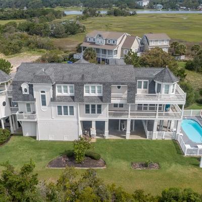 Exterior view of a Holden Beach vacation rental.