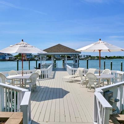 Dock