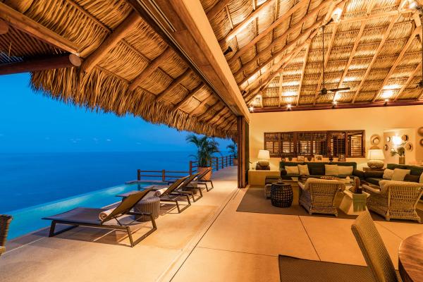 Explore Huatulco Vacation Rentals