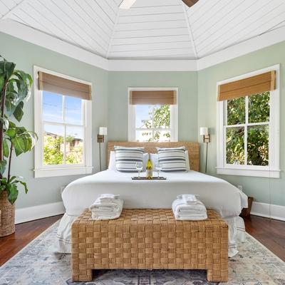 Bedroom in Mint Julep.