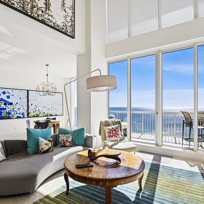 Silver Beach Destin Condo Living Room