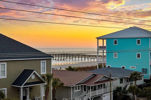 Reach For The Moon in North Myrtle Beach