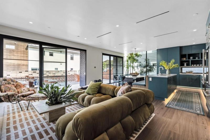 124 36th St - Image 3