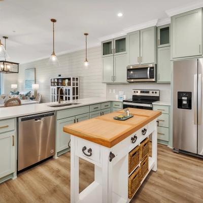 Open floor plan in a Jekyll Island condo rental.