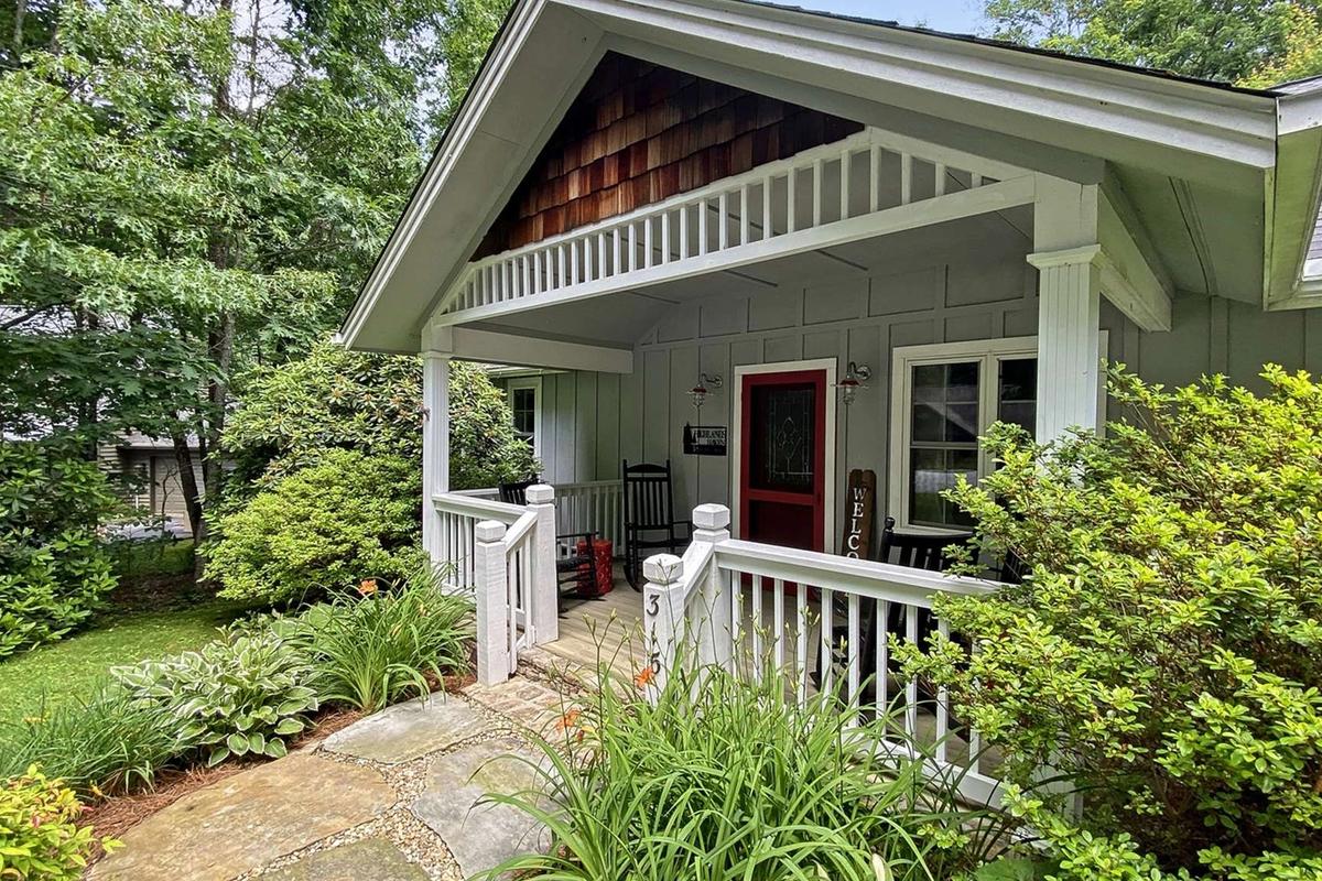 Highlands Haven at Heath Edwards in Highlands