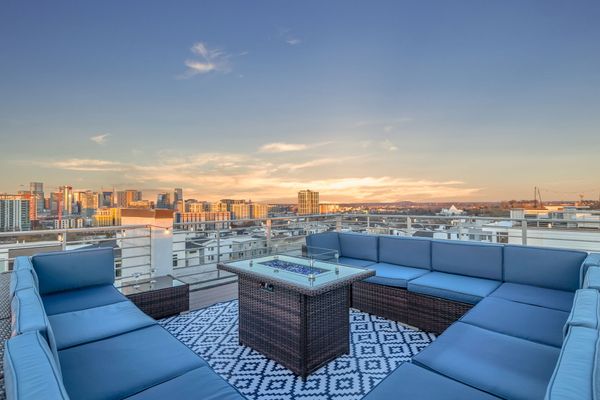 Skyline Social in Nashville