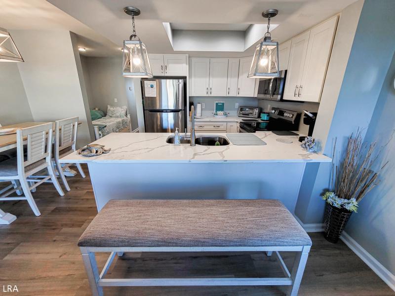 Surf Condos 318 - Image 1