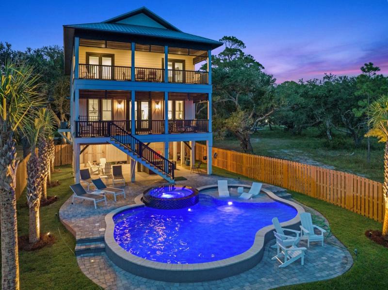 Live Oak Villa - Image 1