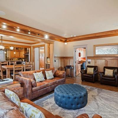 Living room in a Bend, OR vacation rental.