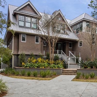 Exterior view of a Kiawah Island vacation rental.