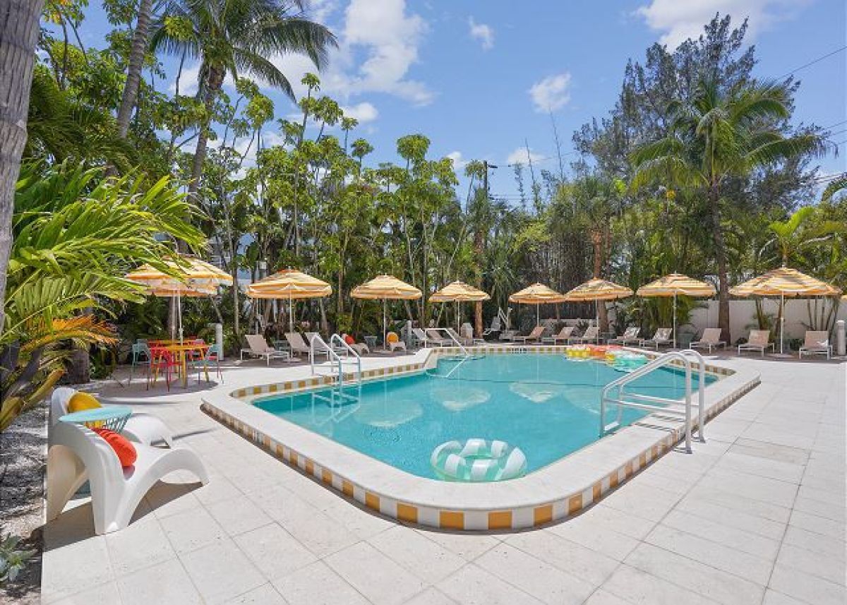 Community Pool at Stay Mello Ann Maria Island Vacation Rental