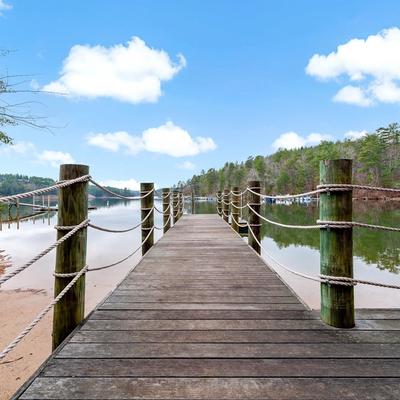 Dock to the lake