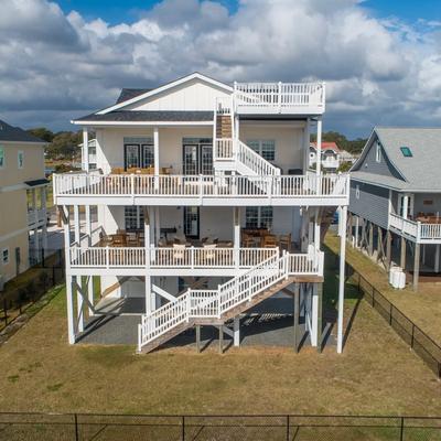 Exterior view of a Holden Beach vacation rental.