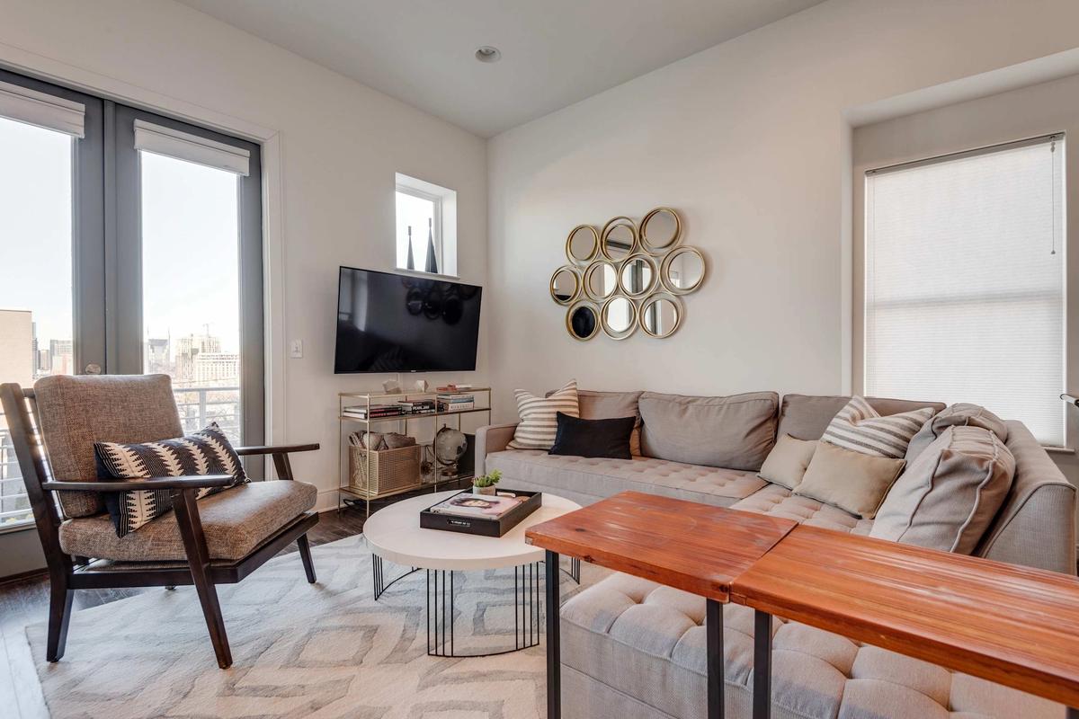 Skyline Social in Nashville