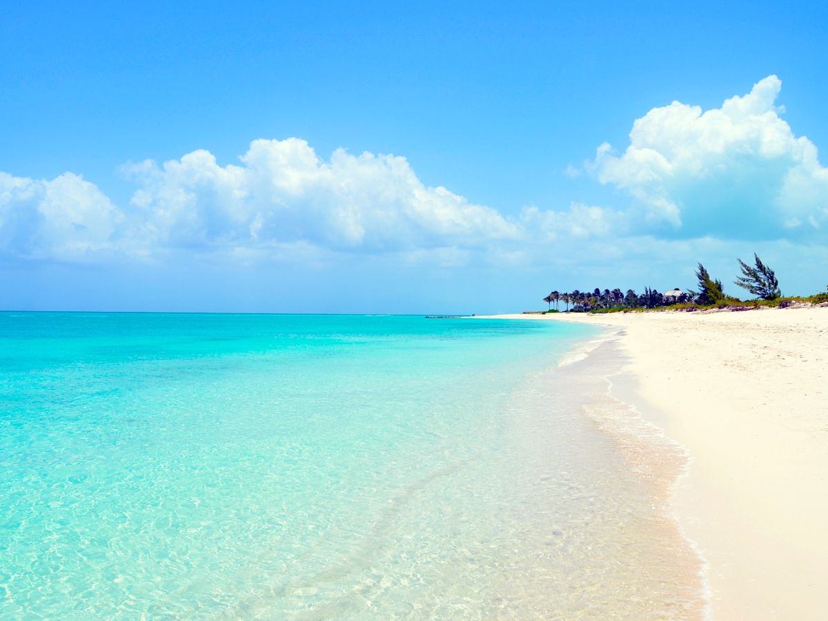 White Sand Beach and Turquoise waters at Grace Bay Beach in Turks & Caicos