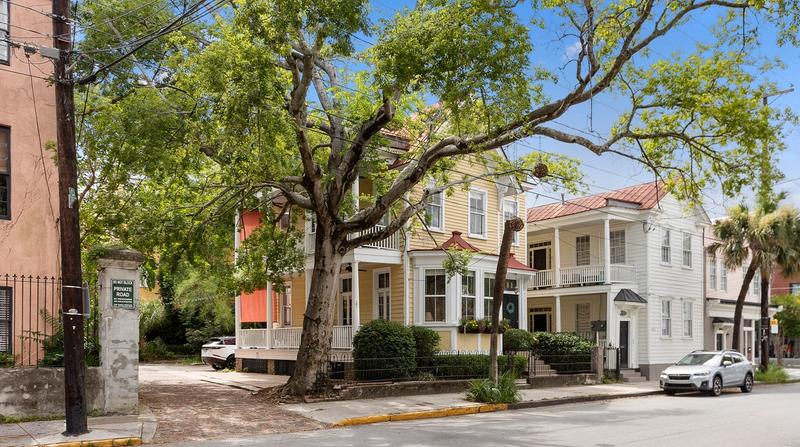 8 Boutique Vacation Rentals in Charleston, SC