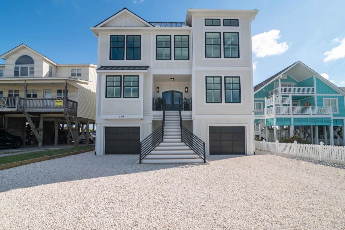 Exterior view of a Holden Beach vacation rental.