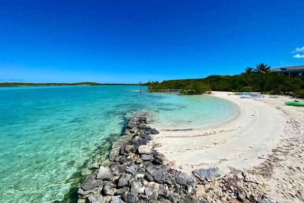 Escape to Paradise: 5 Incredible Rentals in the Bahamas