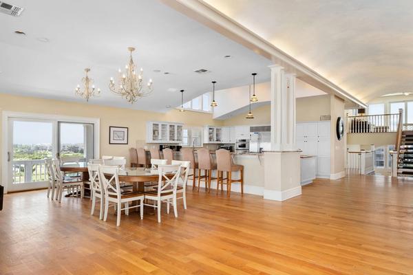 Kitchen area